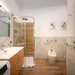 Da Violeta-comodo Bilocale Completo Di Tutto Apartment