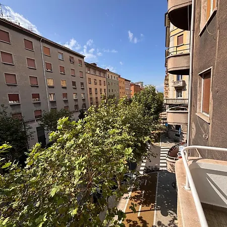 Da Violeta-comodo Bilocale Completo Di Tutto Διαμέρισμα