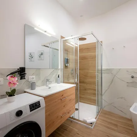 Da Violeta-comodo Bilocale Completo Di Tutto * Triest