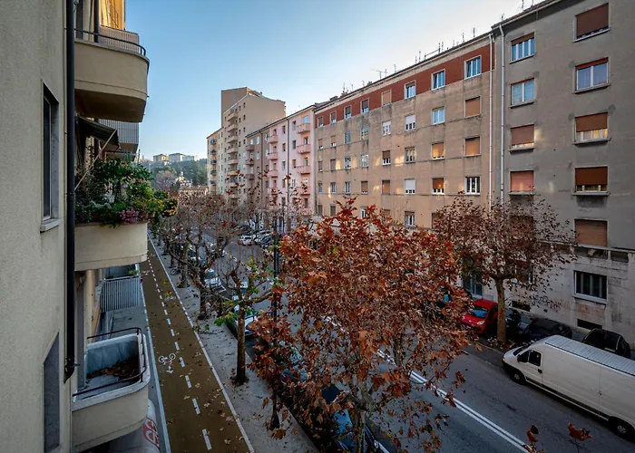 Da Violeta-comodo Bilocale Completo Di Tutto * Trieste